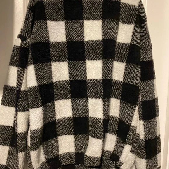 Sweater - Picture 2 of 3